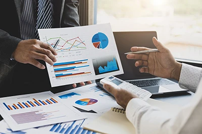 Investment strategy analysis meeting and business planning brain